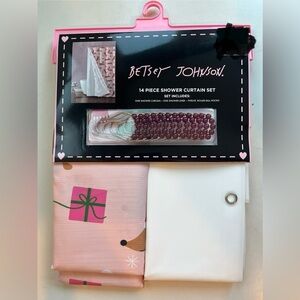 Betsey Johnson Christmas Dachshund Pink and White Shower Curtain Set